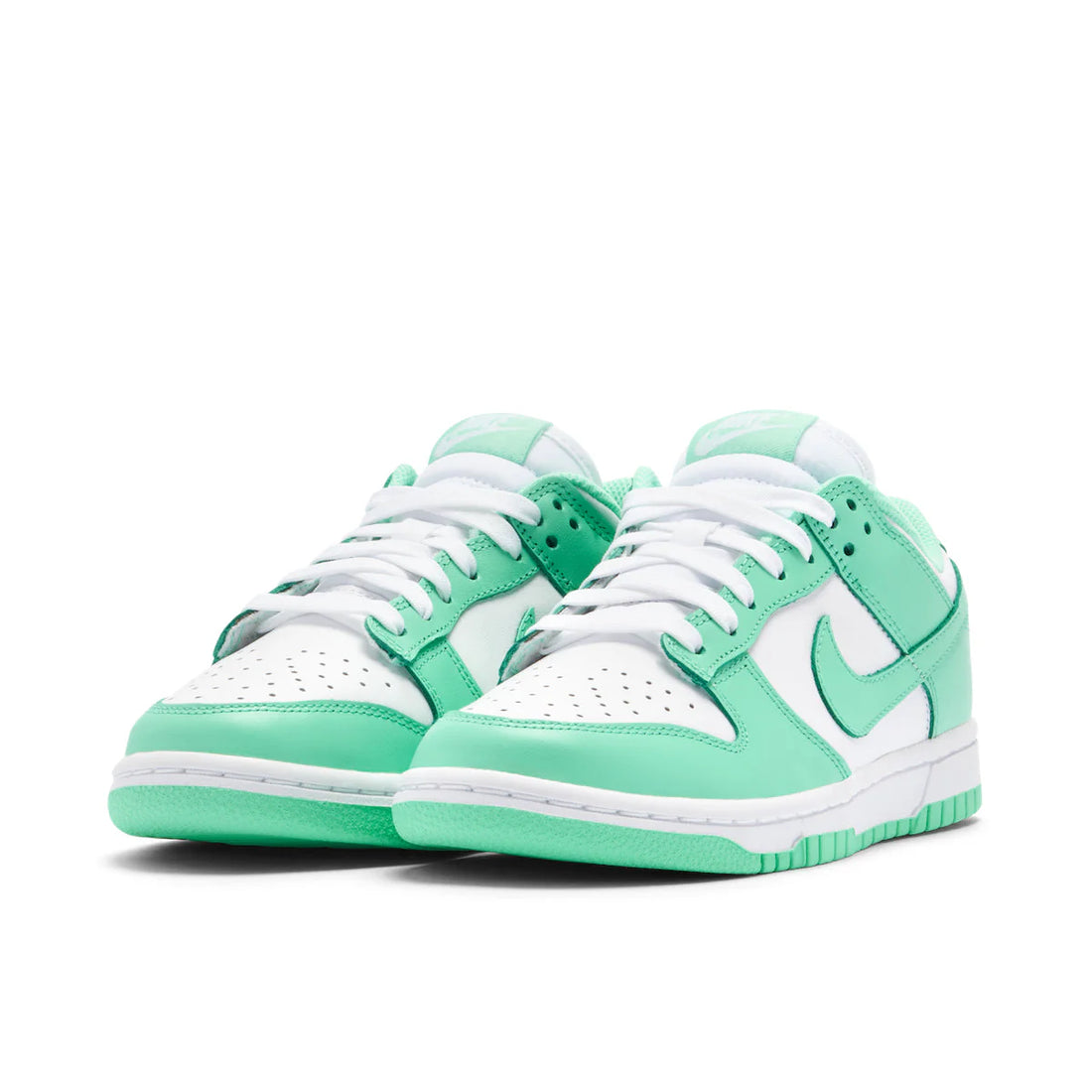 NIKE DUNK LOW WMNS ‘GREEN GLOW’