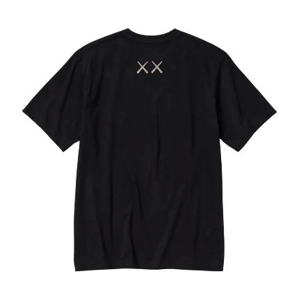 KAWS x UNIQLO UT GRAPHIC T-SHIRT &