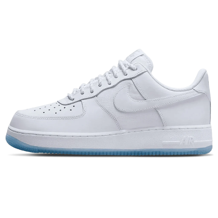 NIKE AIR FORCE 1 LOW &