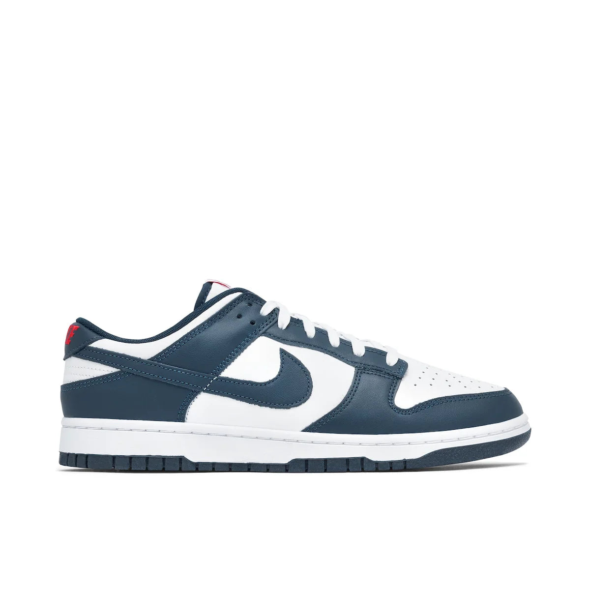 NIKE DUNK LOW &