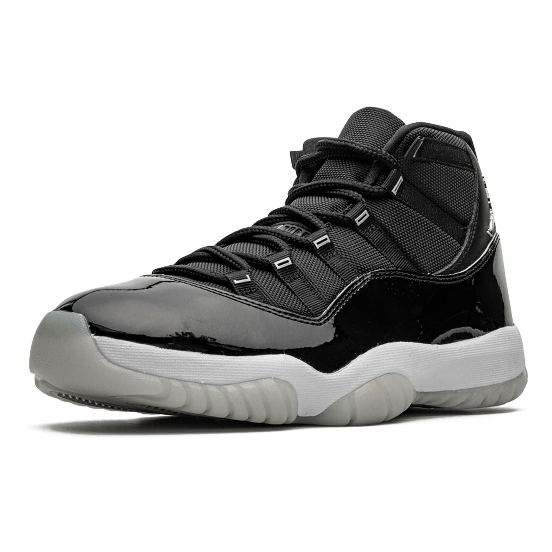 AIR JORDAN 11 RETRO &