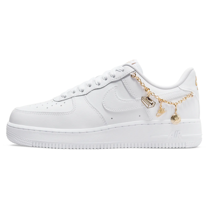 NIKE WMNS AIR FORCE 1 &