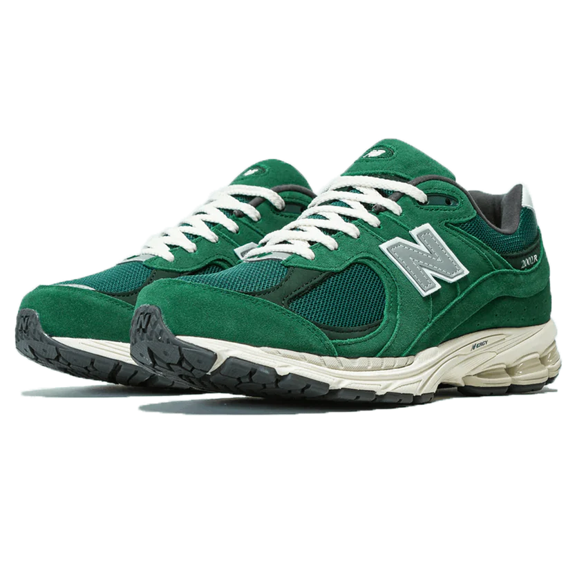 NEW BALANCE 2002R &