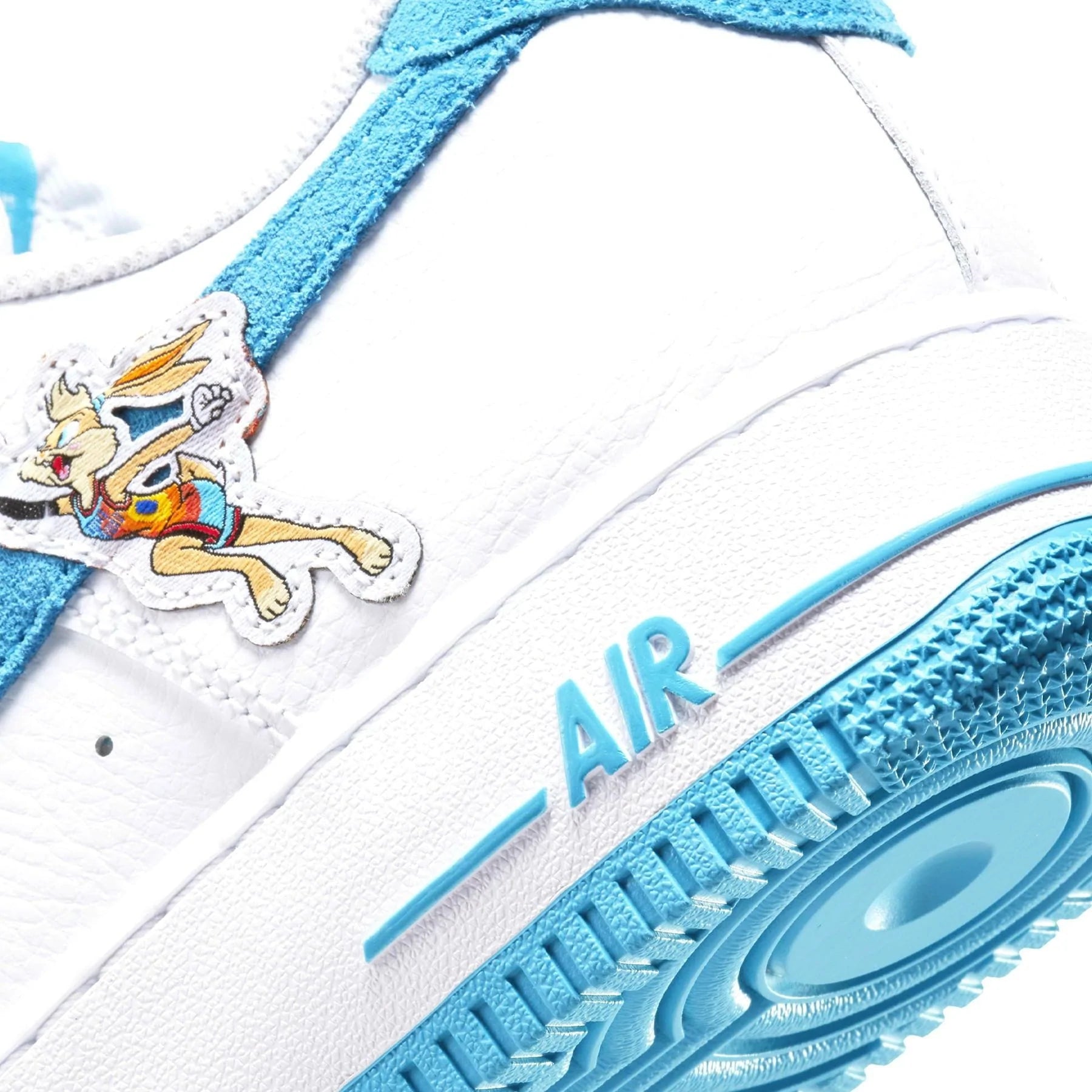 SPACE JAM X NIKE AIR FORCE 1 &