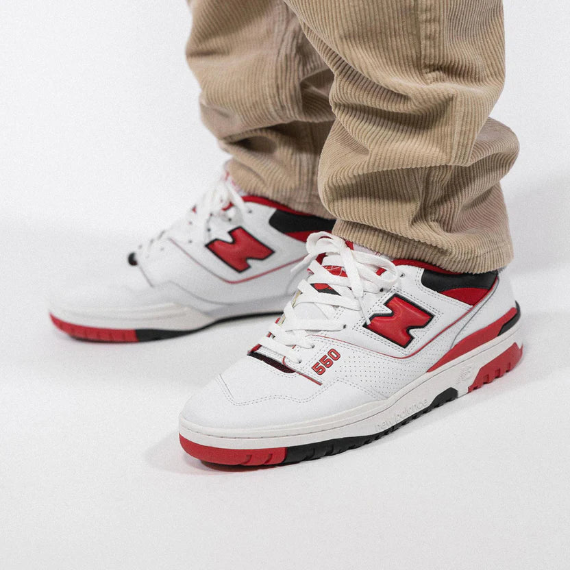 NEW BALANCE 550 &