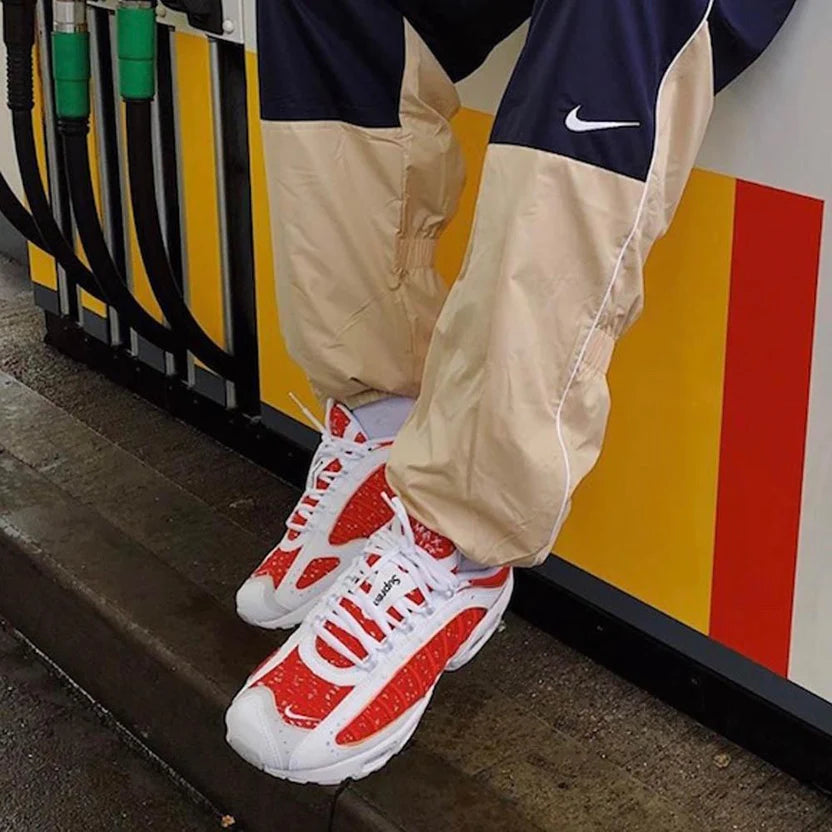 SUPREME X NIKE AIR TAILWIND 4 RED