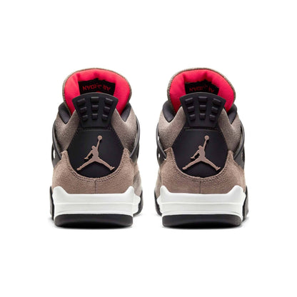 AIR JORDAN 4 RETRO &