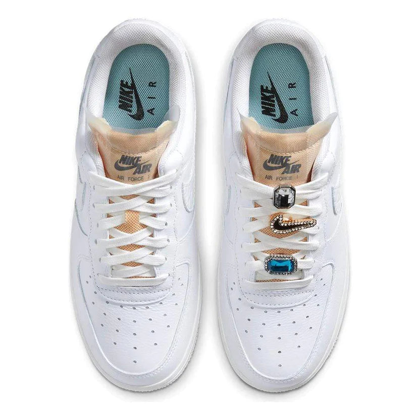 NIKE WMNS AIR FORCE 1 &