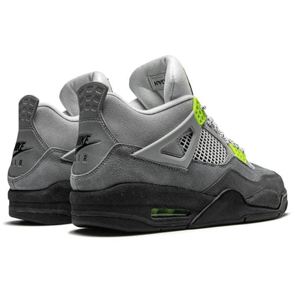 AIR JORDAN 4 RETRO SE &