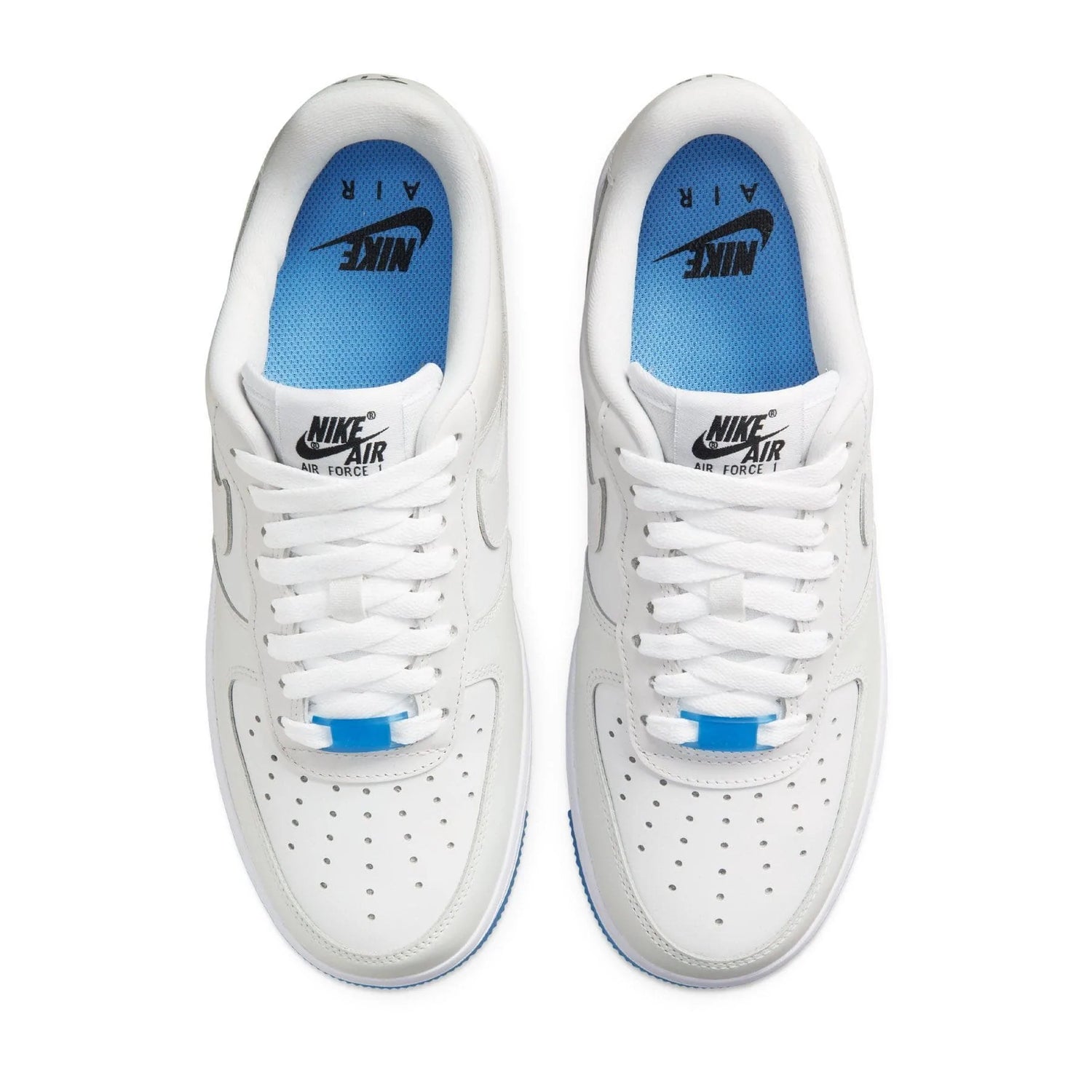 NIKE AIR FORCE 1 &