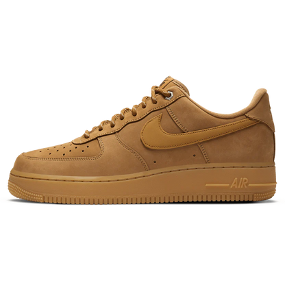 NIKE AIR FORCE 1 LOW &