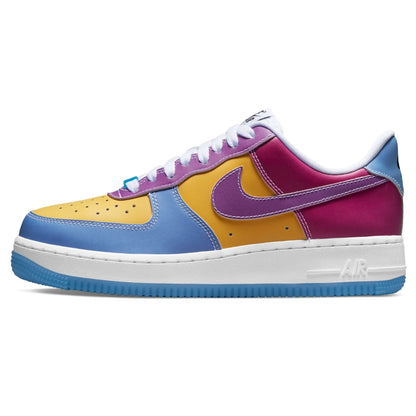 NIKE AIR FORCE 1 &