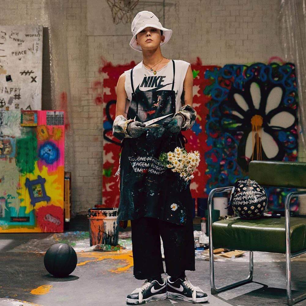 G-DRAGON X NIKE AIR FORCE 1 &