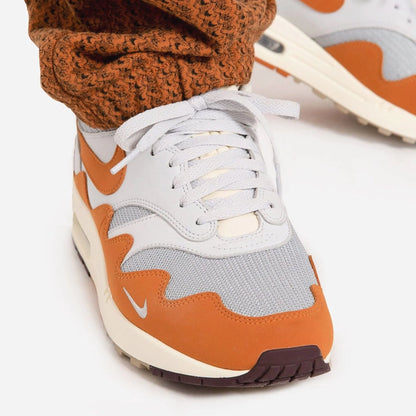 PATTA X NIKE AIR MAX 1 &